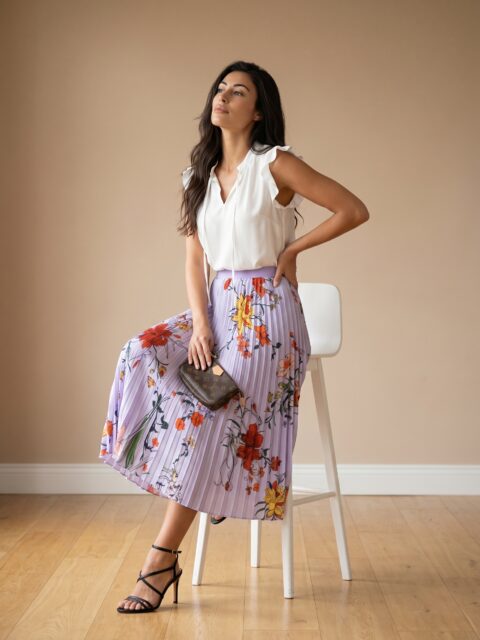 Lilla lilleline plisseeritud seelik