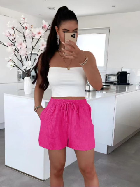 Roosad musliinist lühikesed püksid