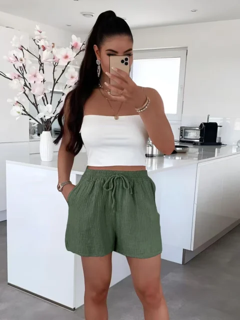 Khaki musliinist lühikesed püksid