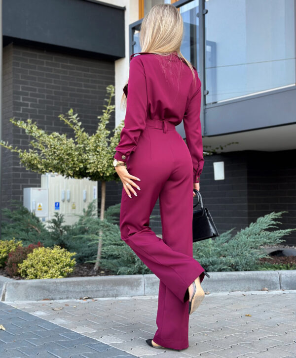 Tumepunane pikkade varrukatega jumpsuit