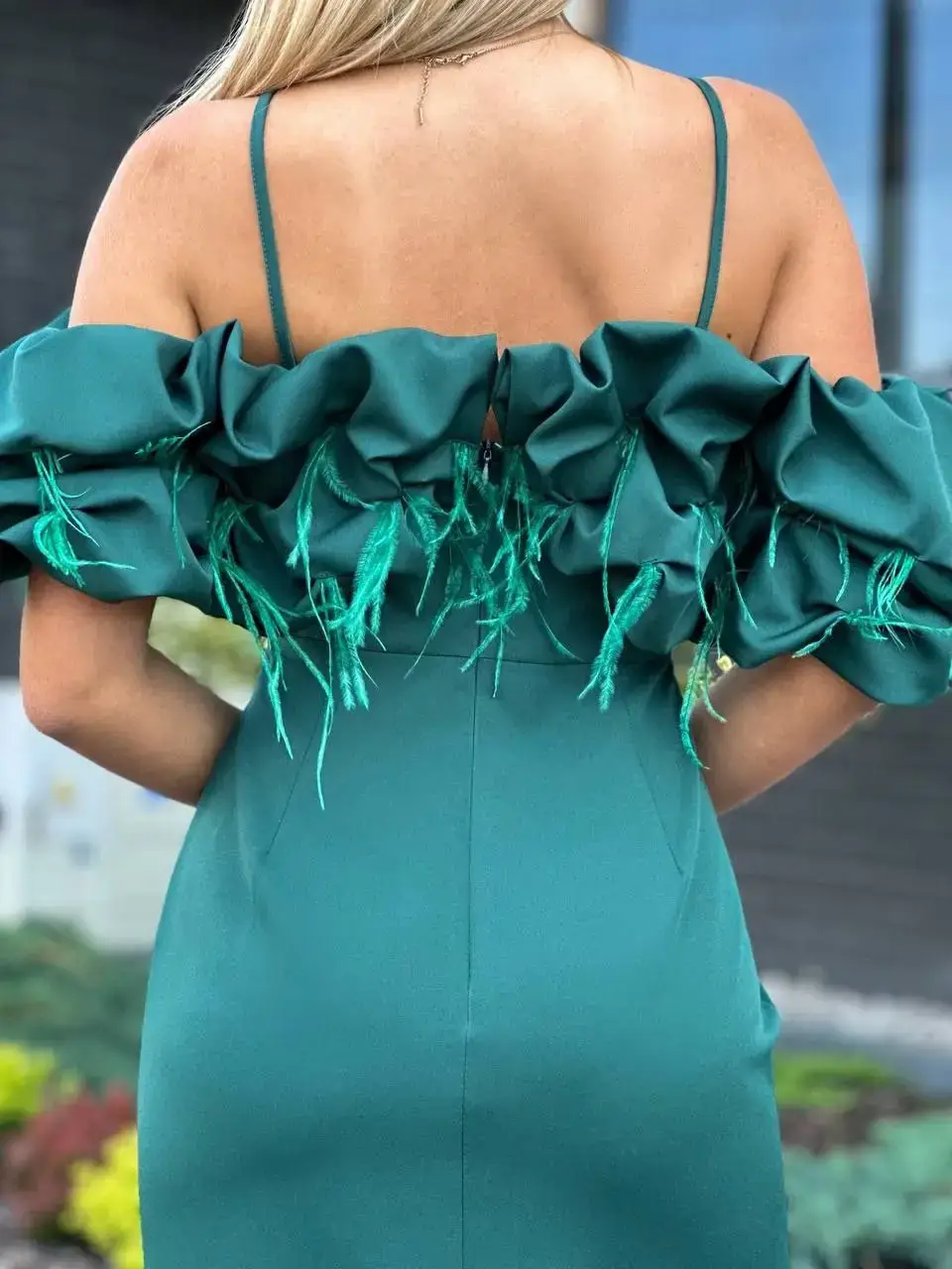 Roheline pikk pidulik kleit