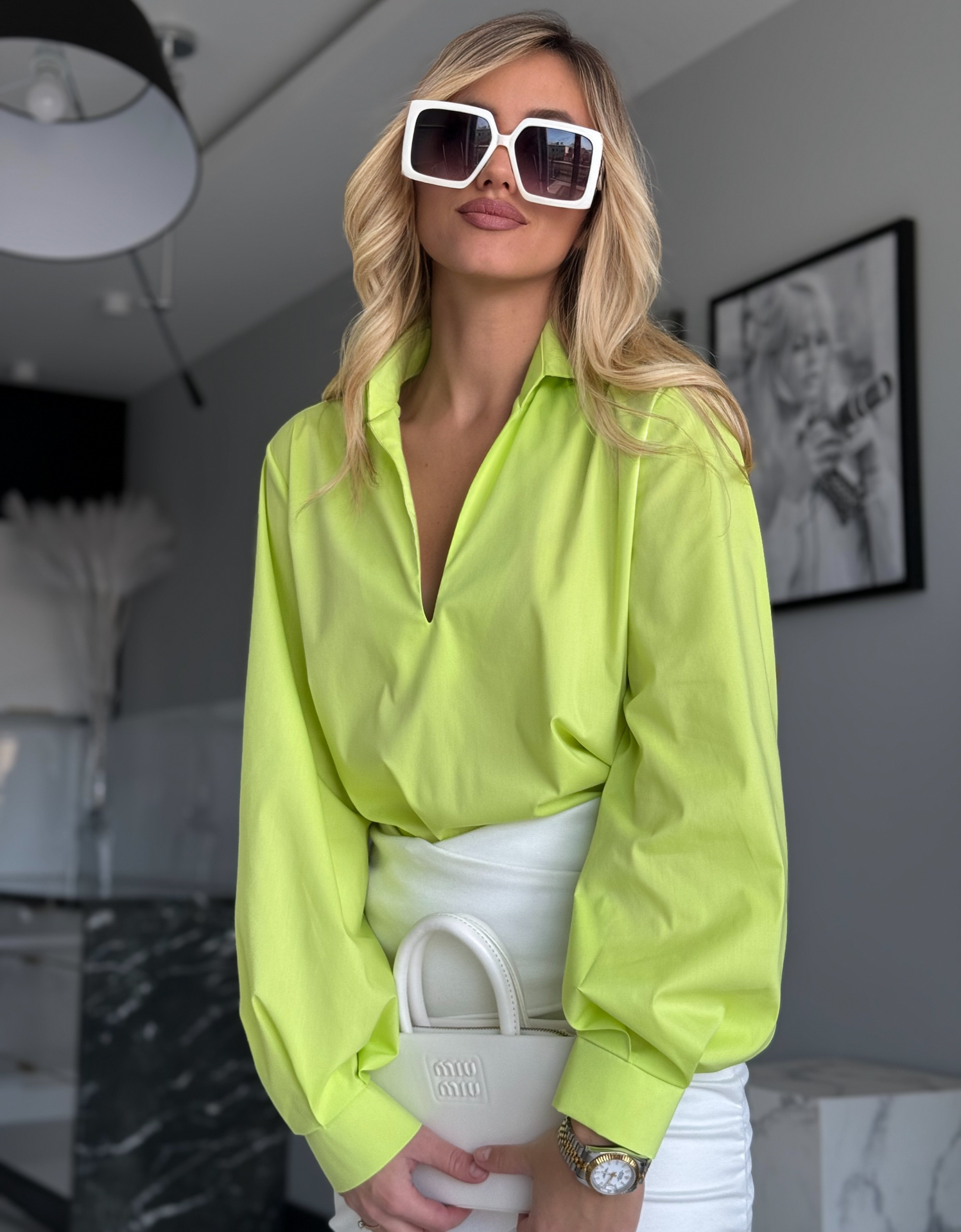 Tumekollane puhvis varrukatega pluus puhvis varrukatega pluus