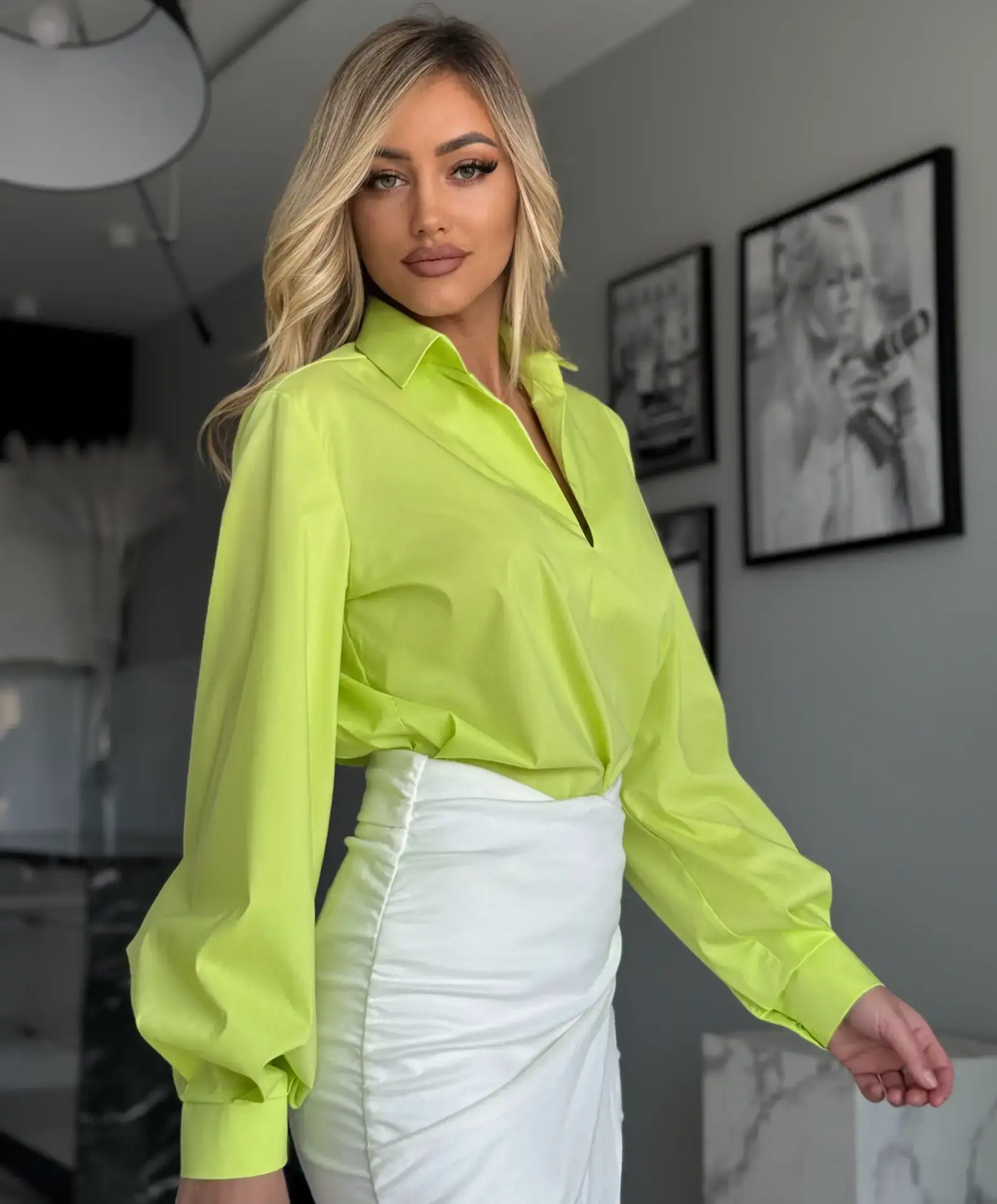 Tumekollane puhvis varrukatega pluus puhvis varrukatega pluus