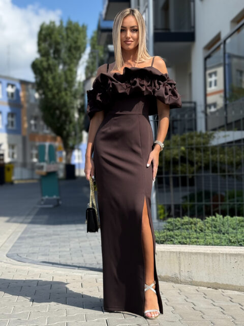 Pruun pikk pidulik kleit