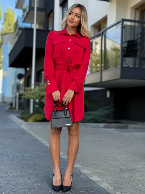 Punanne pikkade varrukatega särkkleit