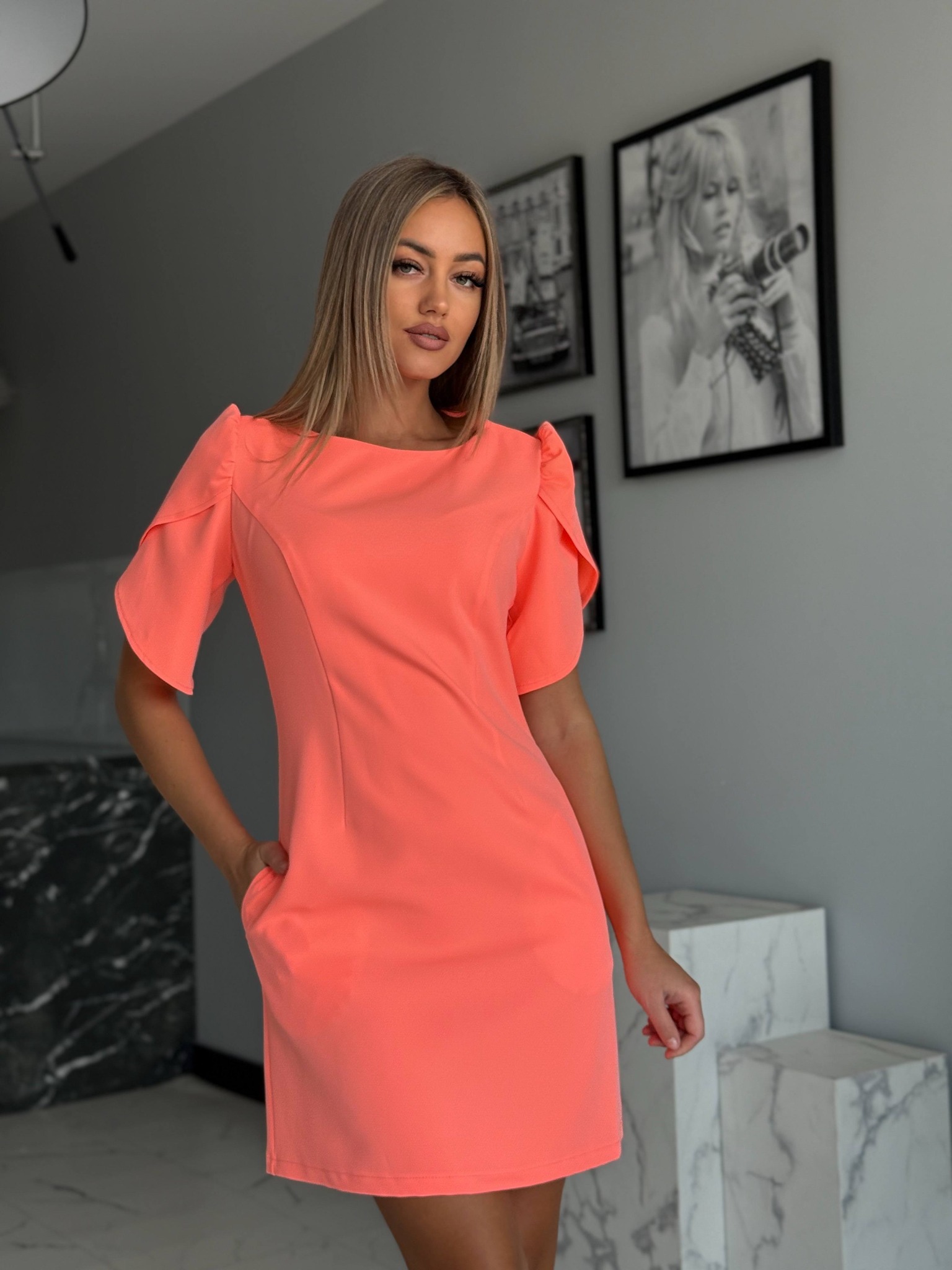 Oranž tulbi varrukatega viisakas kleit lühikeste varrukatega viisakas kleit