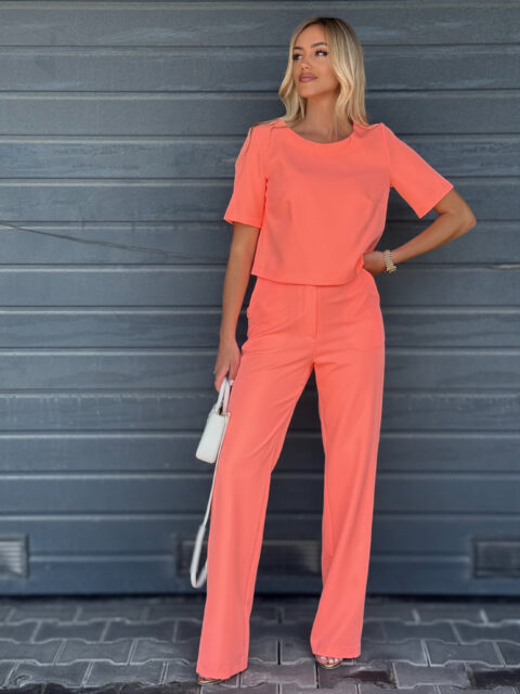 Oranž viisakate pükste ja pluusiga komplekt