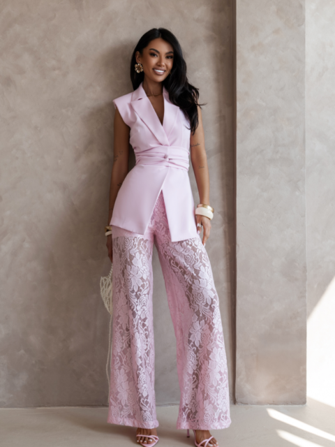 Roosa pitspükste ja vestiga komplekt